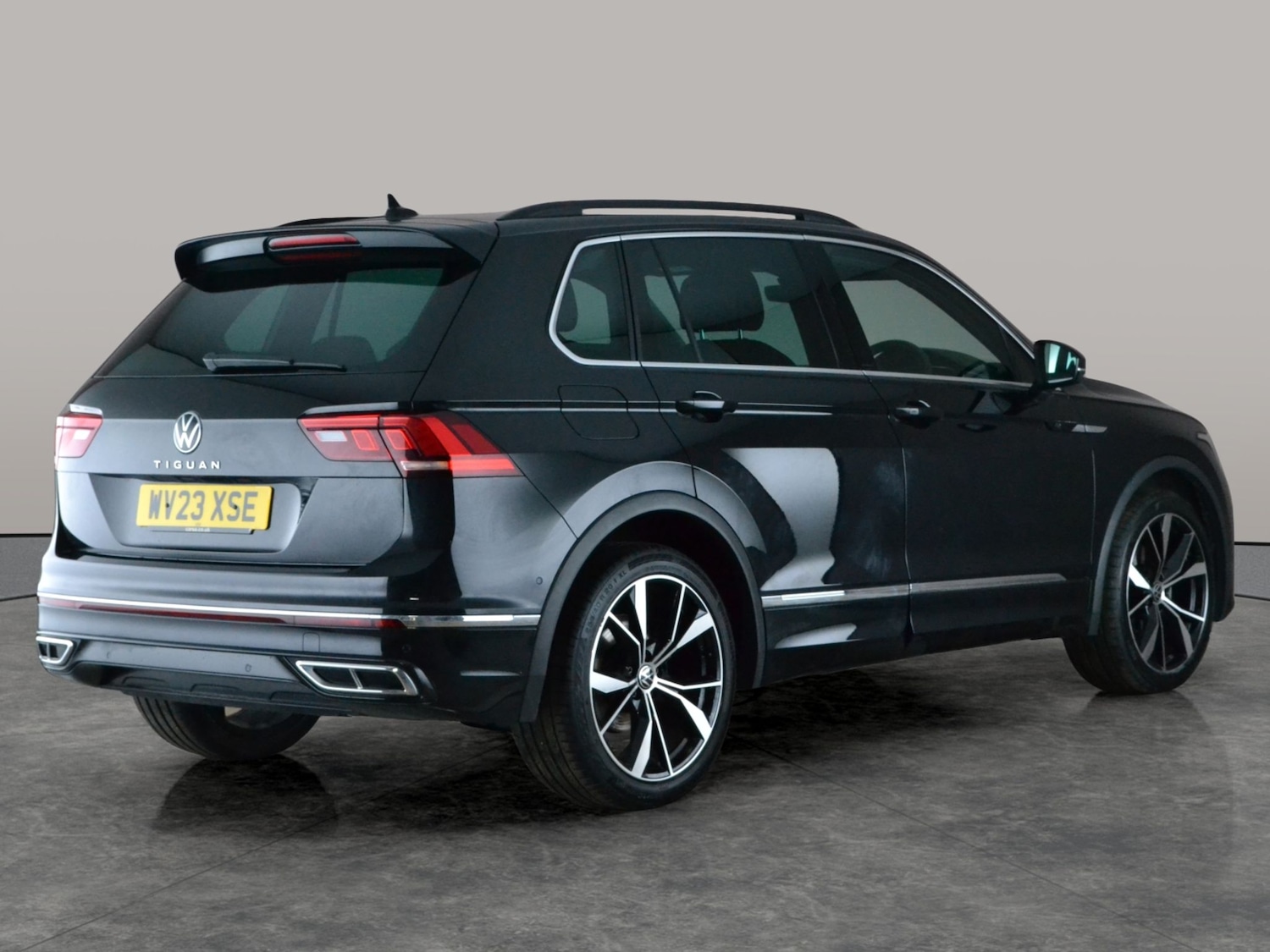 Used Volkswagen Tiguan 2023 for sale - 78025413: Photo 8