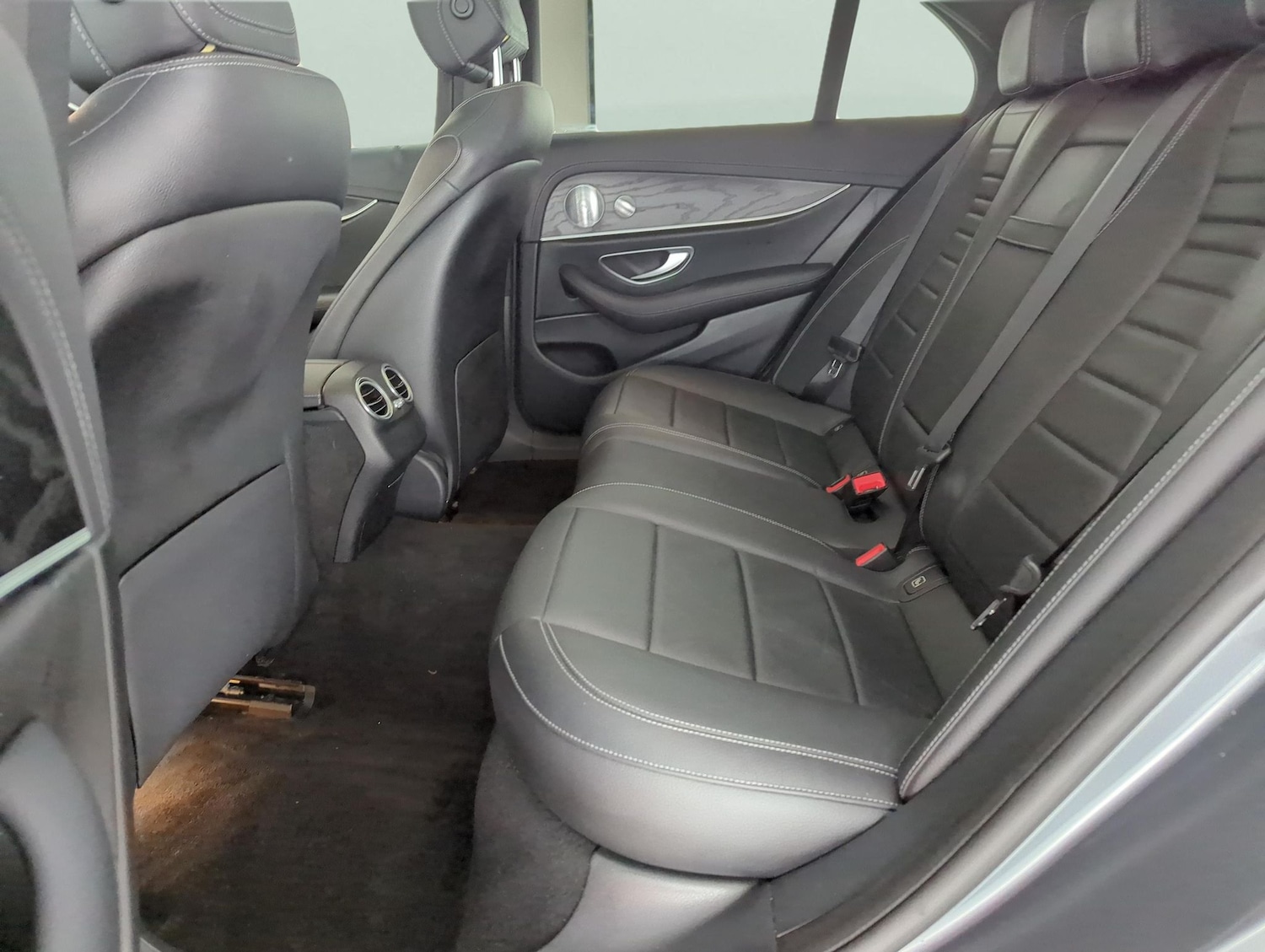 Used Mercedes-Benz E Class 2019 for sale - 77631103: Photo 29