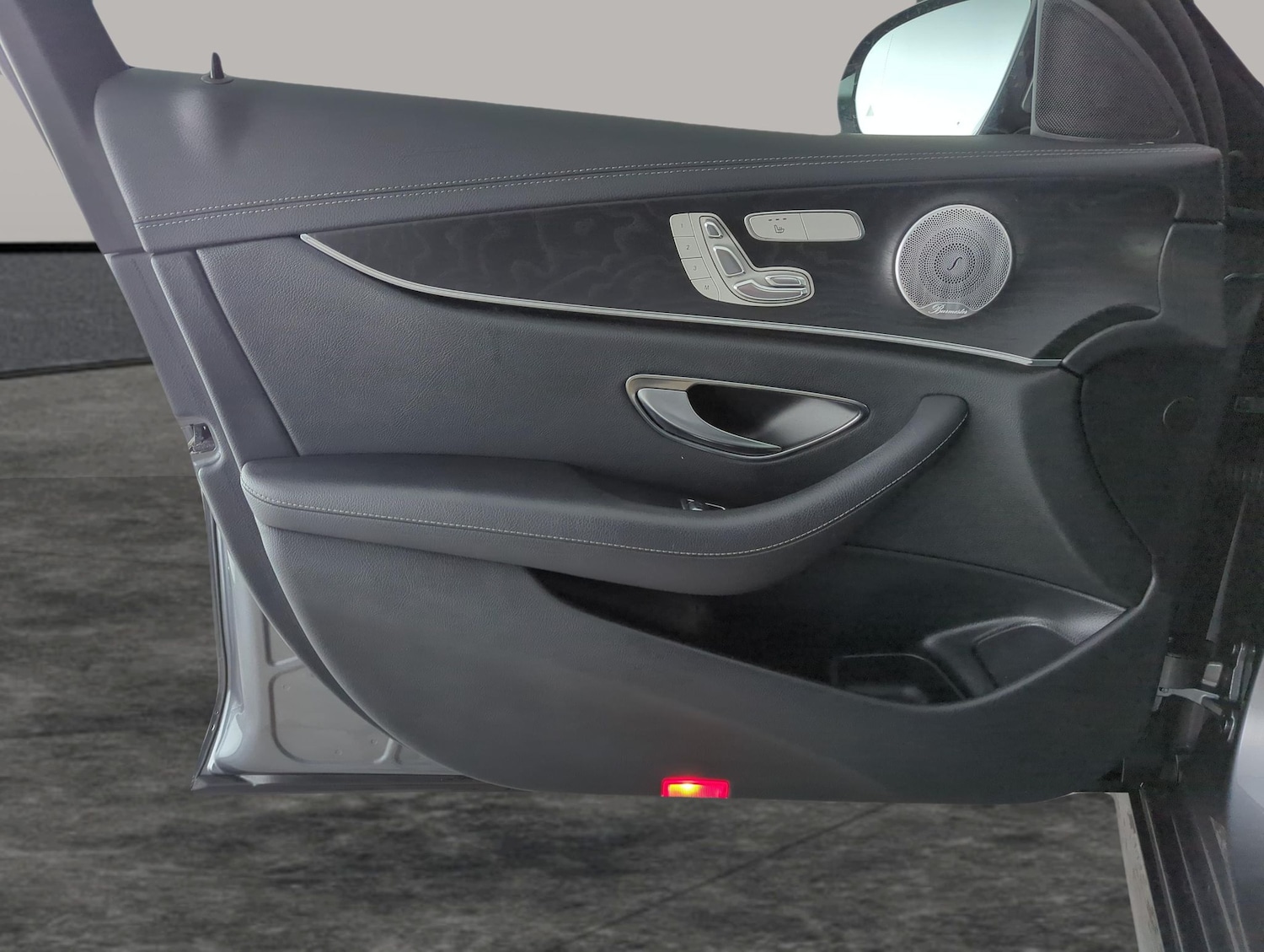 Used Mercedes-Benz E Class 2019 for sale - 77631103: Photo 30