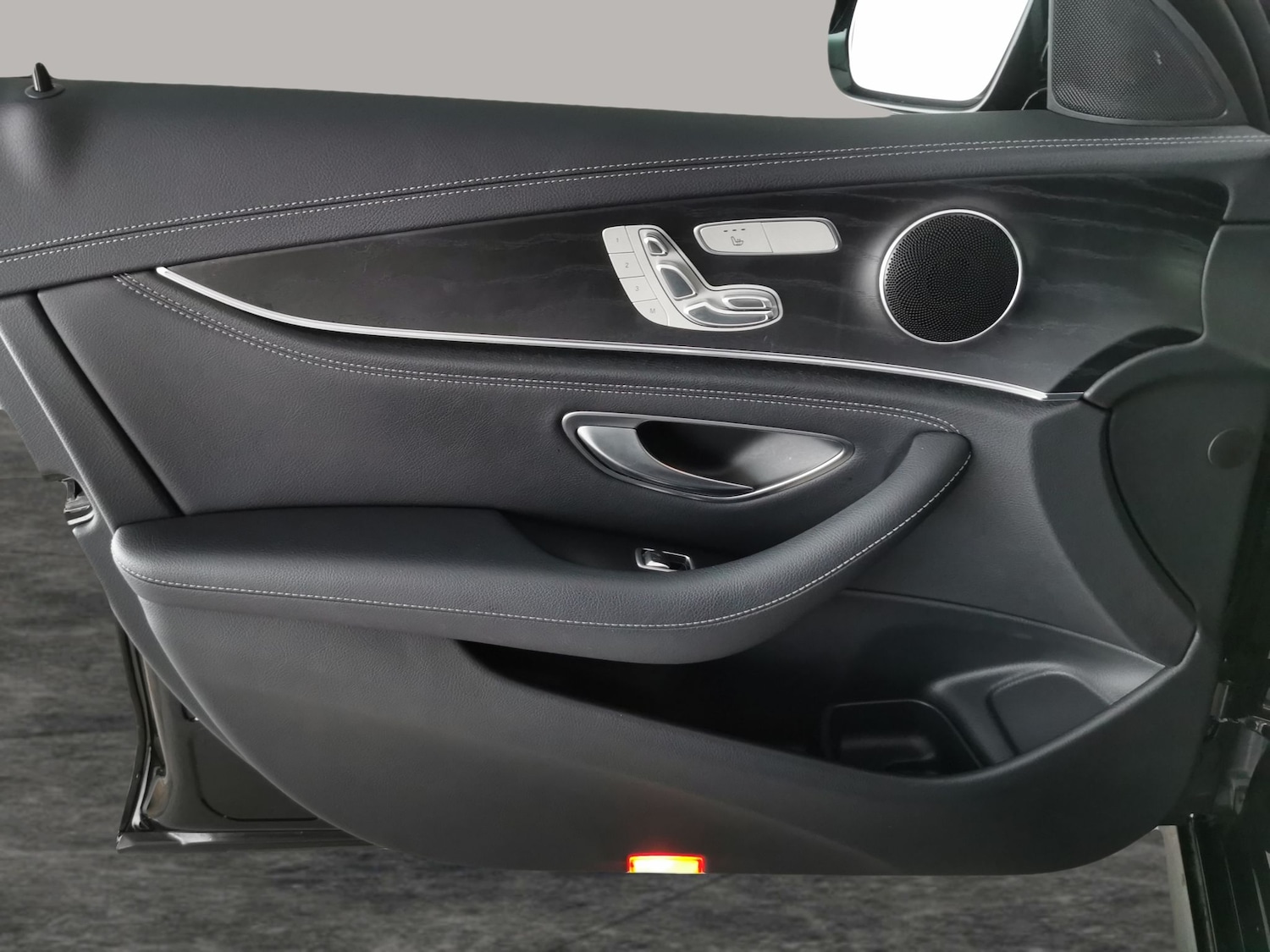 Used Mercedes-Benz E Class 2019 for sale - 76445180: Photo 41