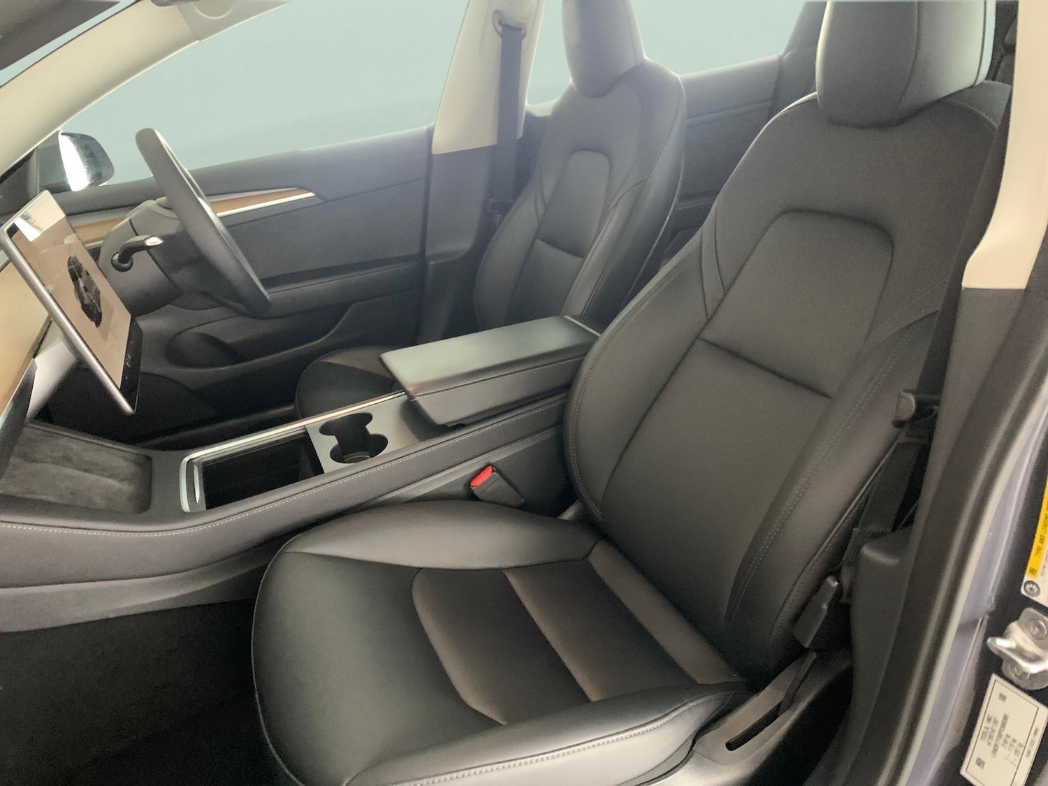 Used Tesla Model 3 2022 for sale - 76668703: Photo 4