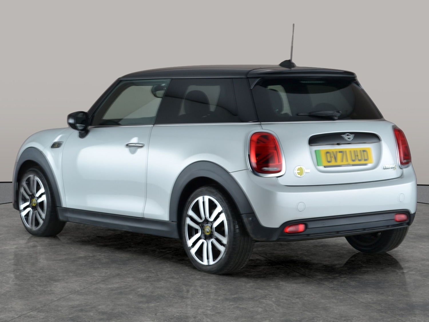 Used MINI Electric Hatch 2021 for sale - 76935030: Photo 12