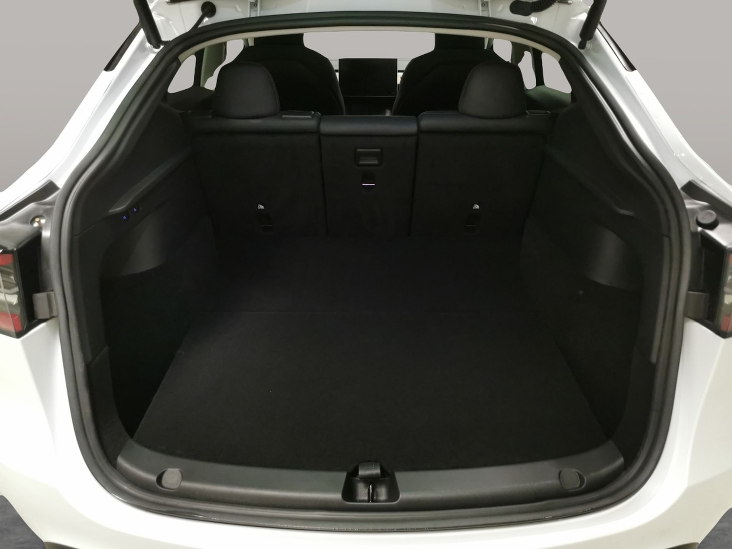 Used Tesla Model Y 2022 for sale - 77043605: Photo 34