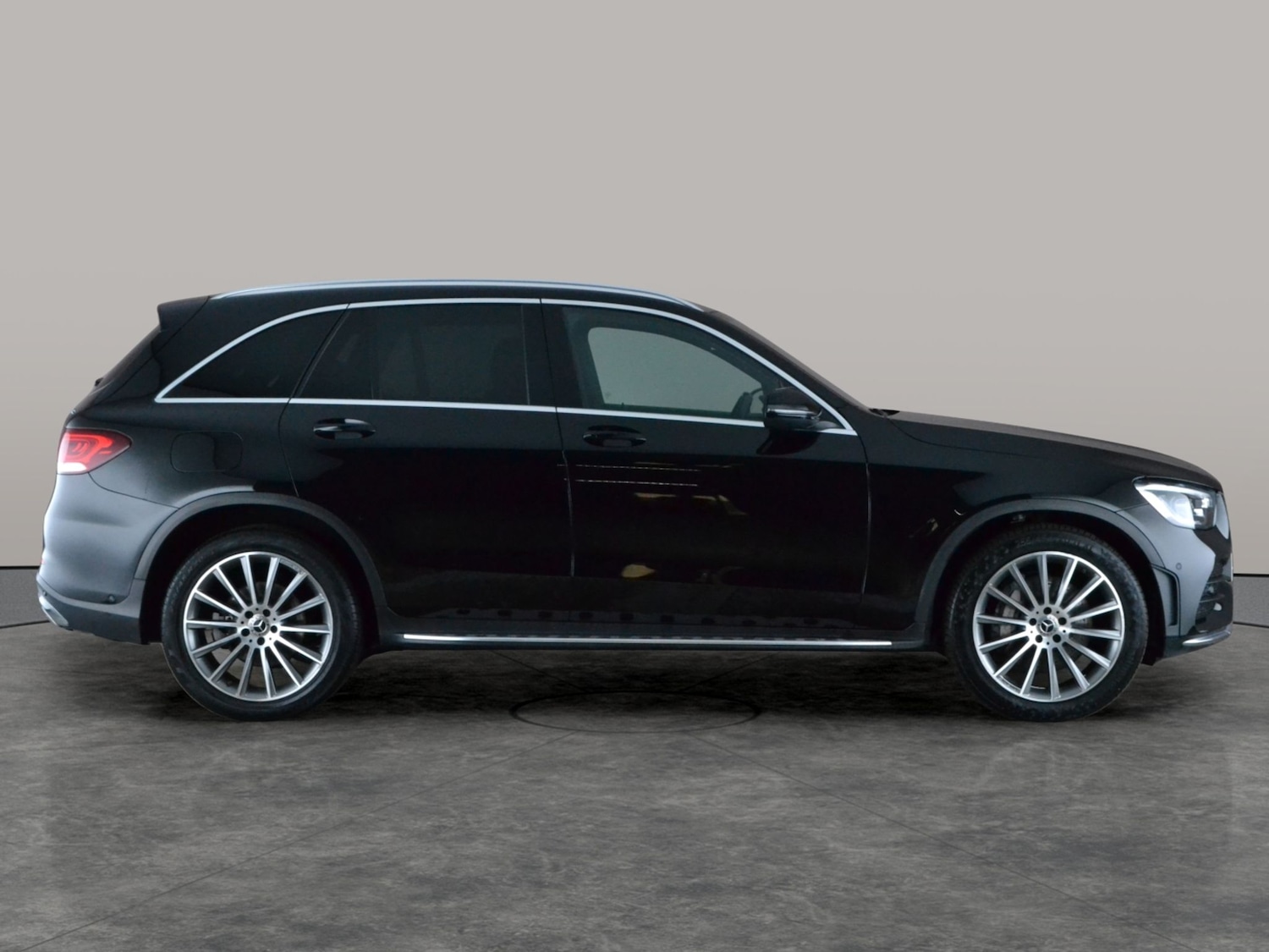 Used Mercedes-Benz GLC 2019 for sale - 77815047: Photo 10