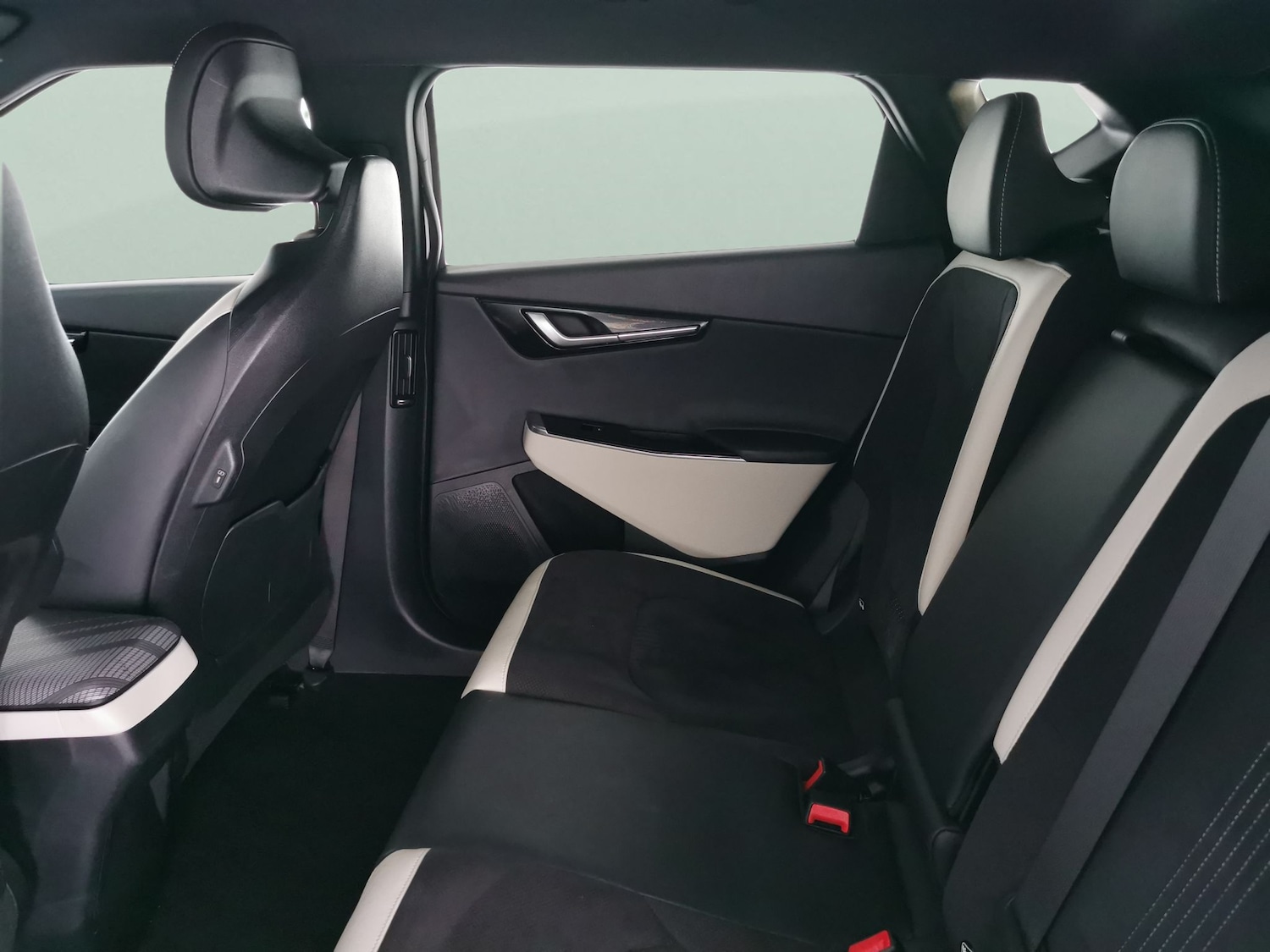 Used Kia EV6 2023 for sale - 77316611: Photo 28