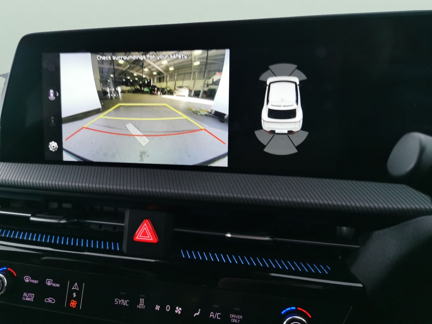 Used Kia EV6 2023 for sale - 77316611: Photo 5