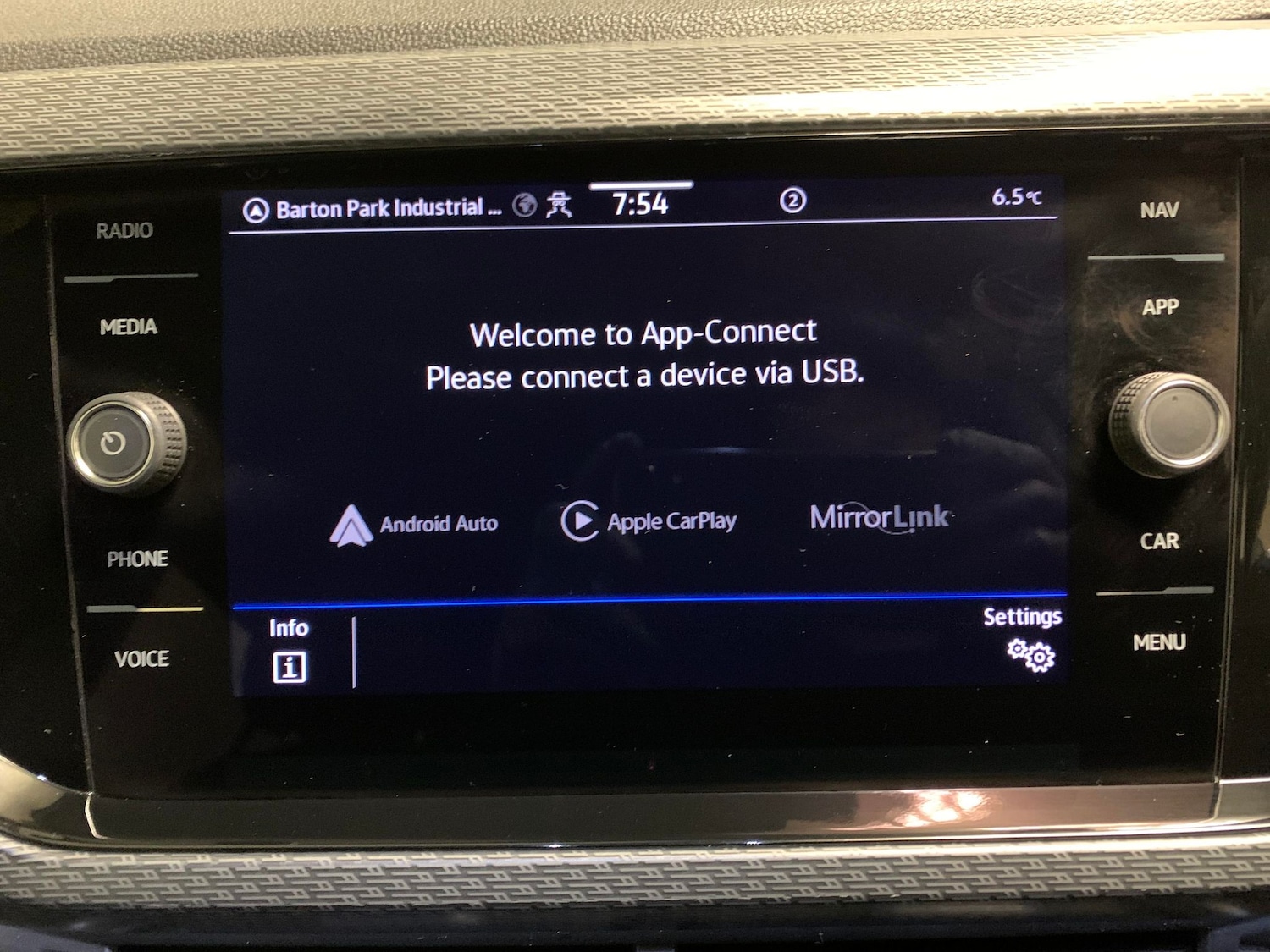 Used Volkswagen T-Cross 2022 for sale - 76638460: Photo 15