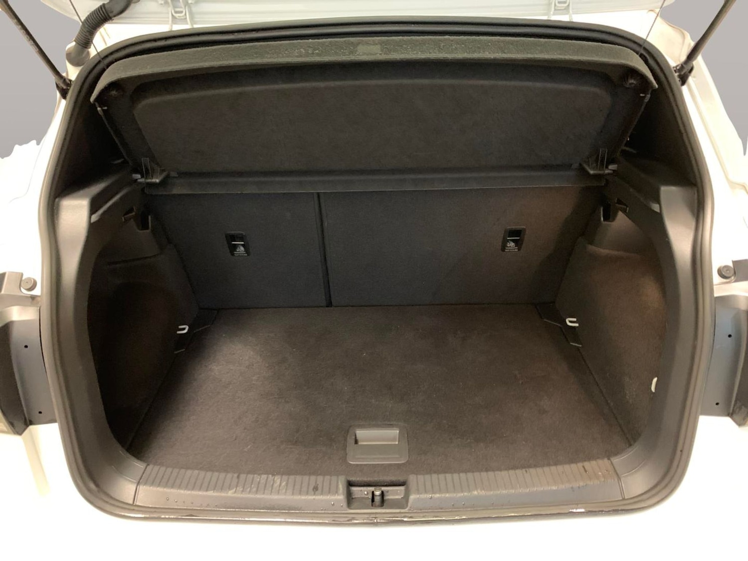 Used Volkswagen T-Cross 2022 for sale - 76638460: Photo 32