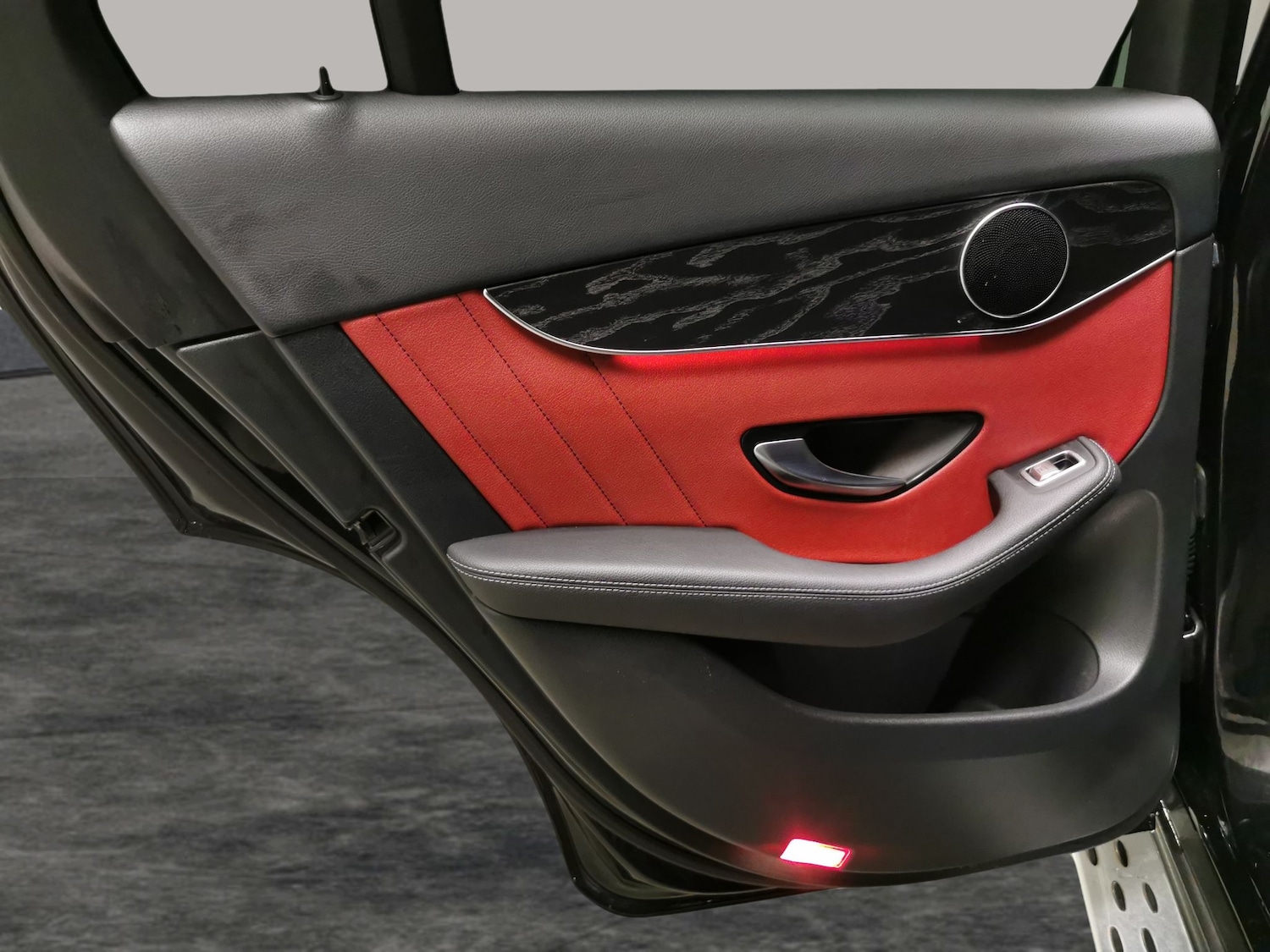 Used Mercedes-Benz GLC 2019 for sale - 77848481: Photo 29