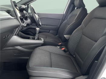 Used Renault Captur 2026 for sale - 79651997: Photo