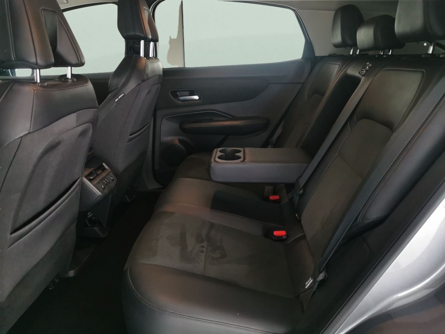 Used Nissan ARIYA 2022 for sale - 77071299: Photo 32