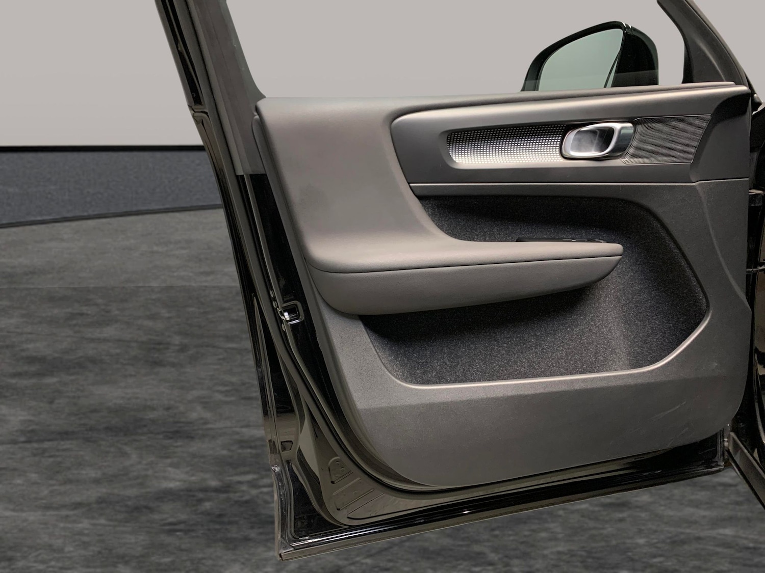 Used Volvo XC40 2021 for sale - 76577909: Photo 30