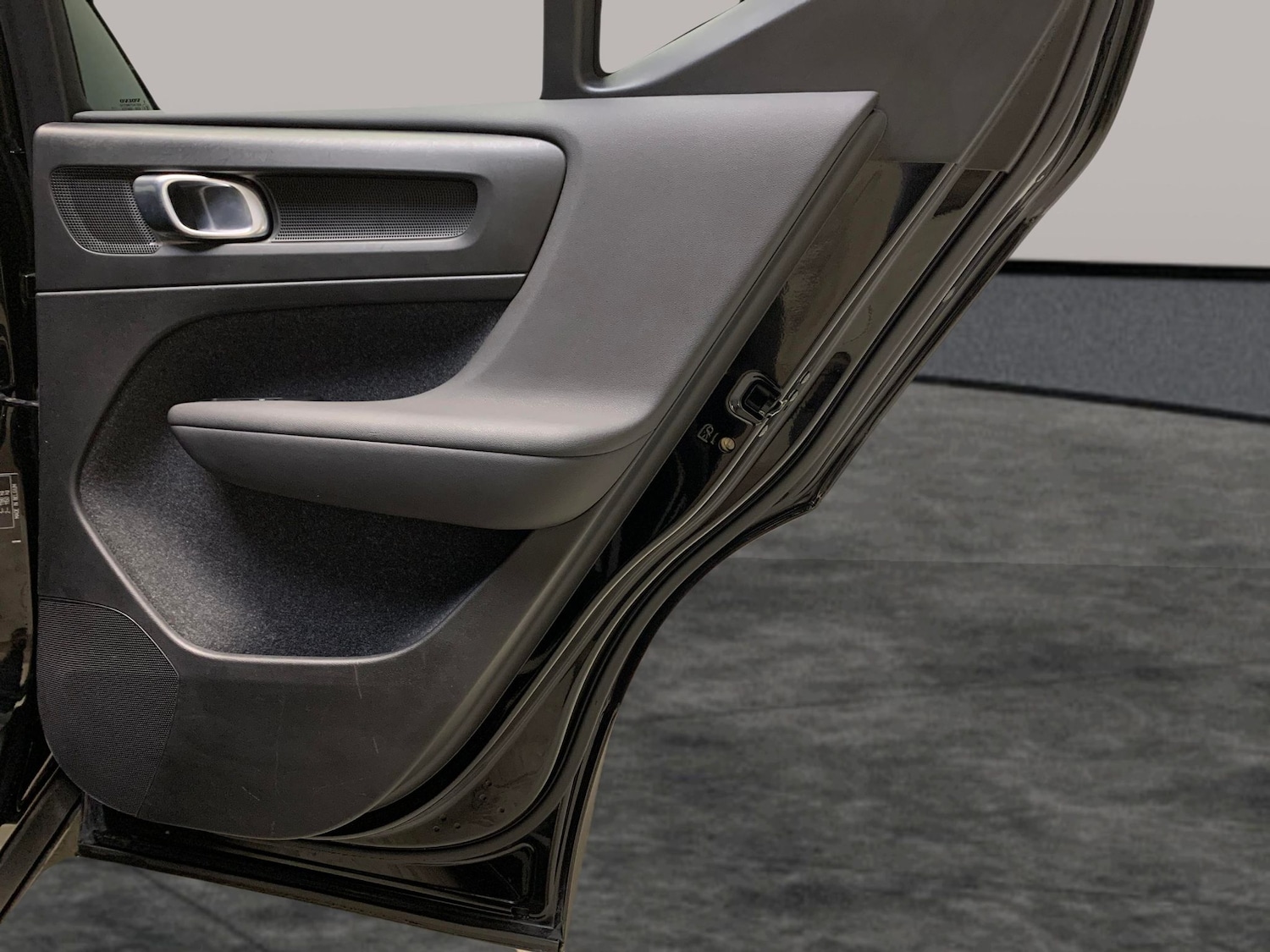 Used Volvo XC40 2021 for sale - 76577909: Photo 32