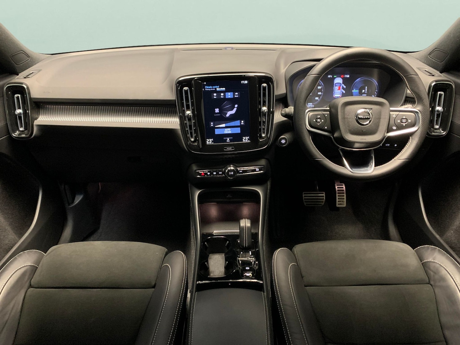 Used Volvo XC40 2021 for sale - 76577909: Photo 7