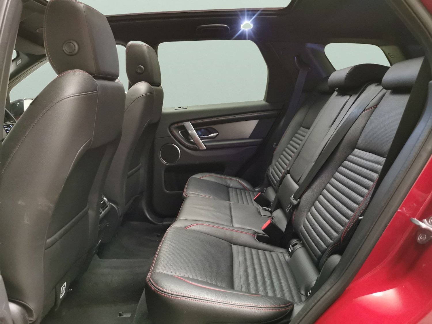 Used Land Rover Discovery Sport 2022 for sale - 78040057: Photo 32