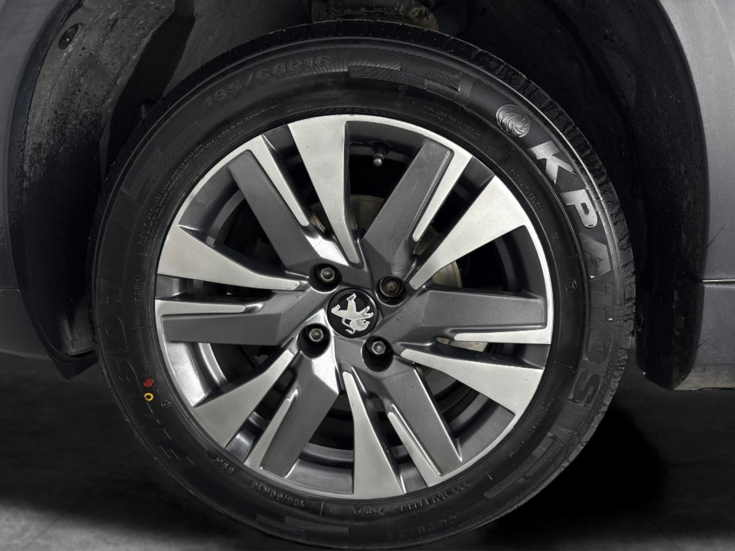 Used Peugeot 2008 2019 for sale - 76731932: Photo 22