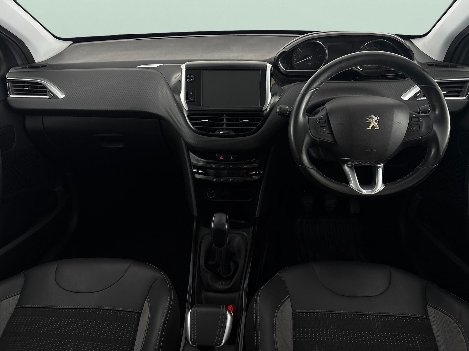 Used Peugeot 2008 2019 for sale - 76731932: Photo 8