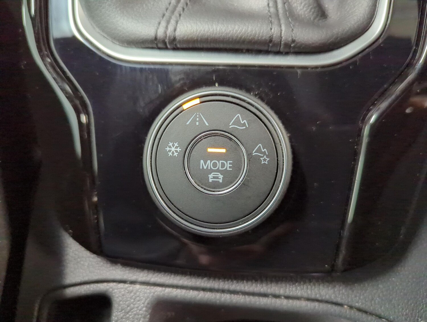 Used Volkswagen T-Roc 2023 for sale - 77360902: Photo 15