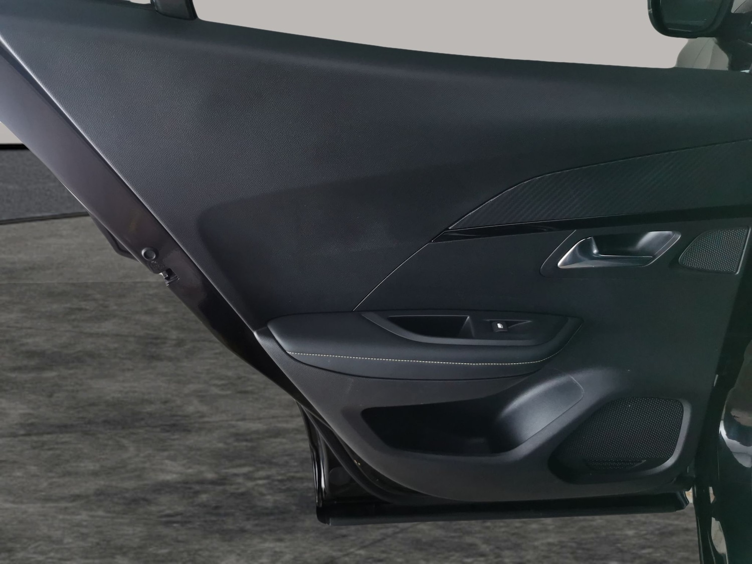 Used Peugeot 2008 2022 for sale - 77980712: Photo 31