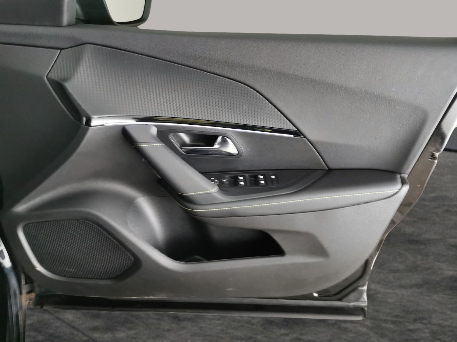 Used Peugeot 2008 2022 for sale - 77980712: Photo 33