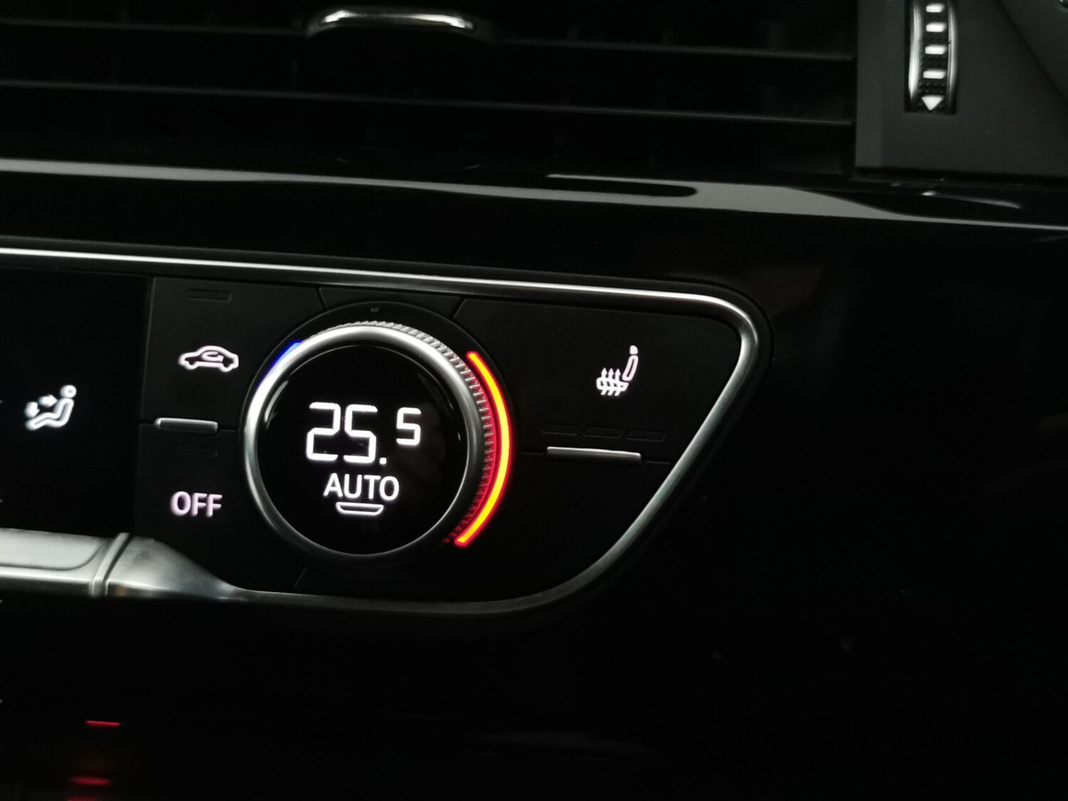 Used Audi A4 2020 for sale - 76745691: Photo 21