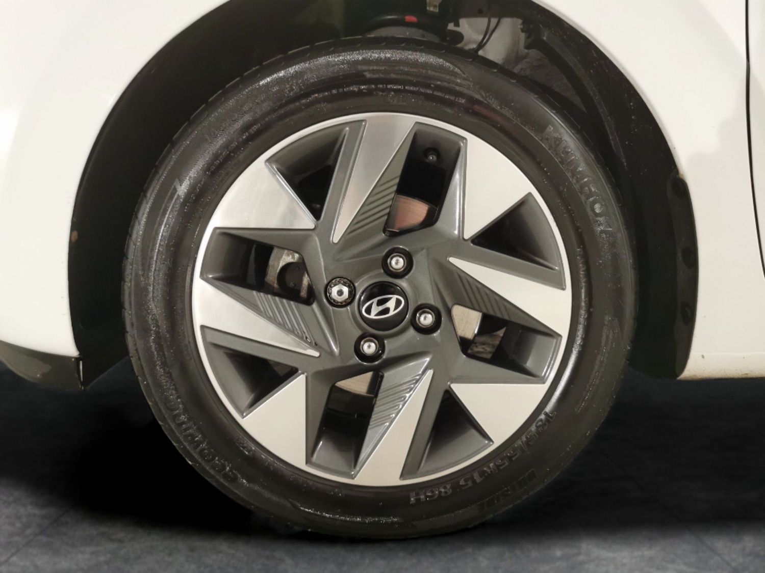 Used Hyundai i10 2023 for sale - 76933473: Photo 23