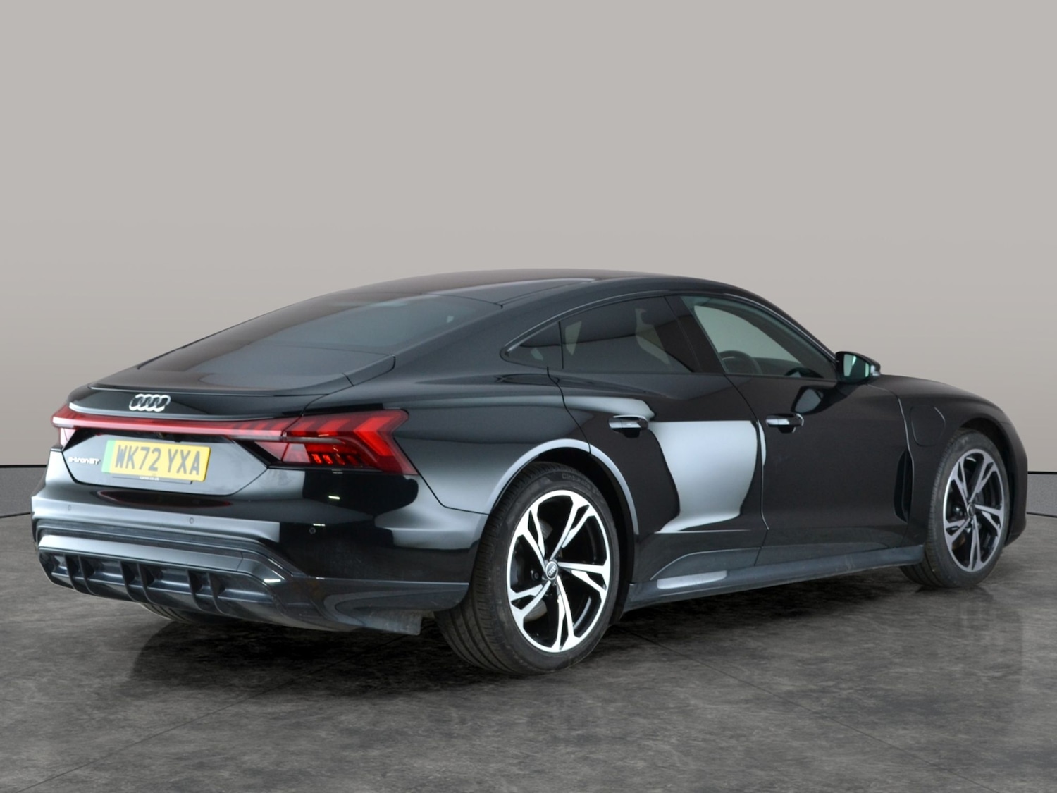 Used Audi e-tron GT 2022 for sale - 77262136: Photo 12