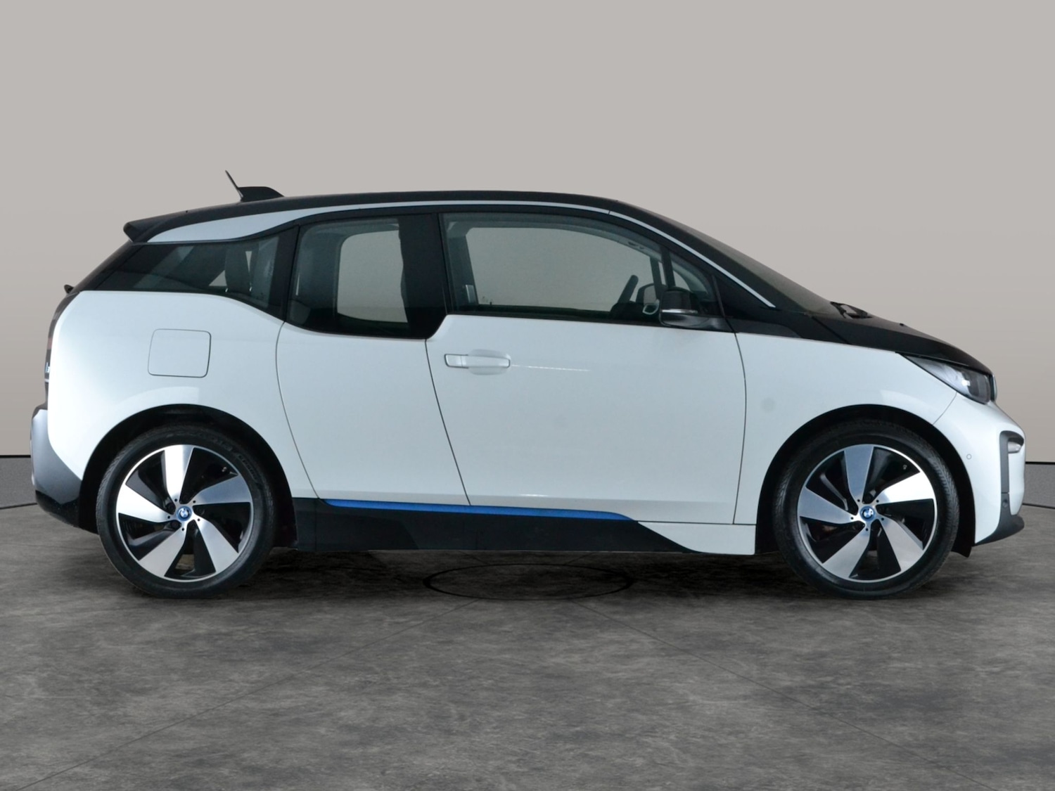 Used BMW i3 2020 for sale - 77897306: Photo 9