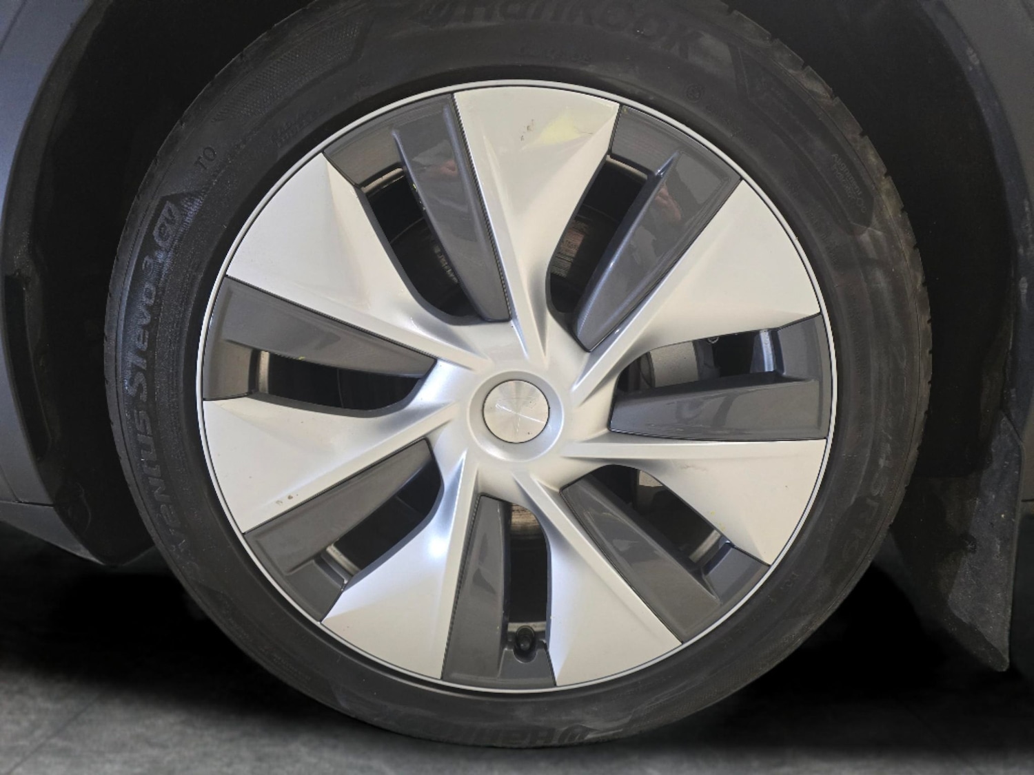 Used Tesla Model Y 2022 for sale - 77663220: Photo 23