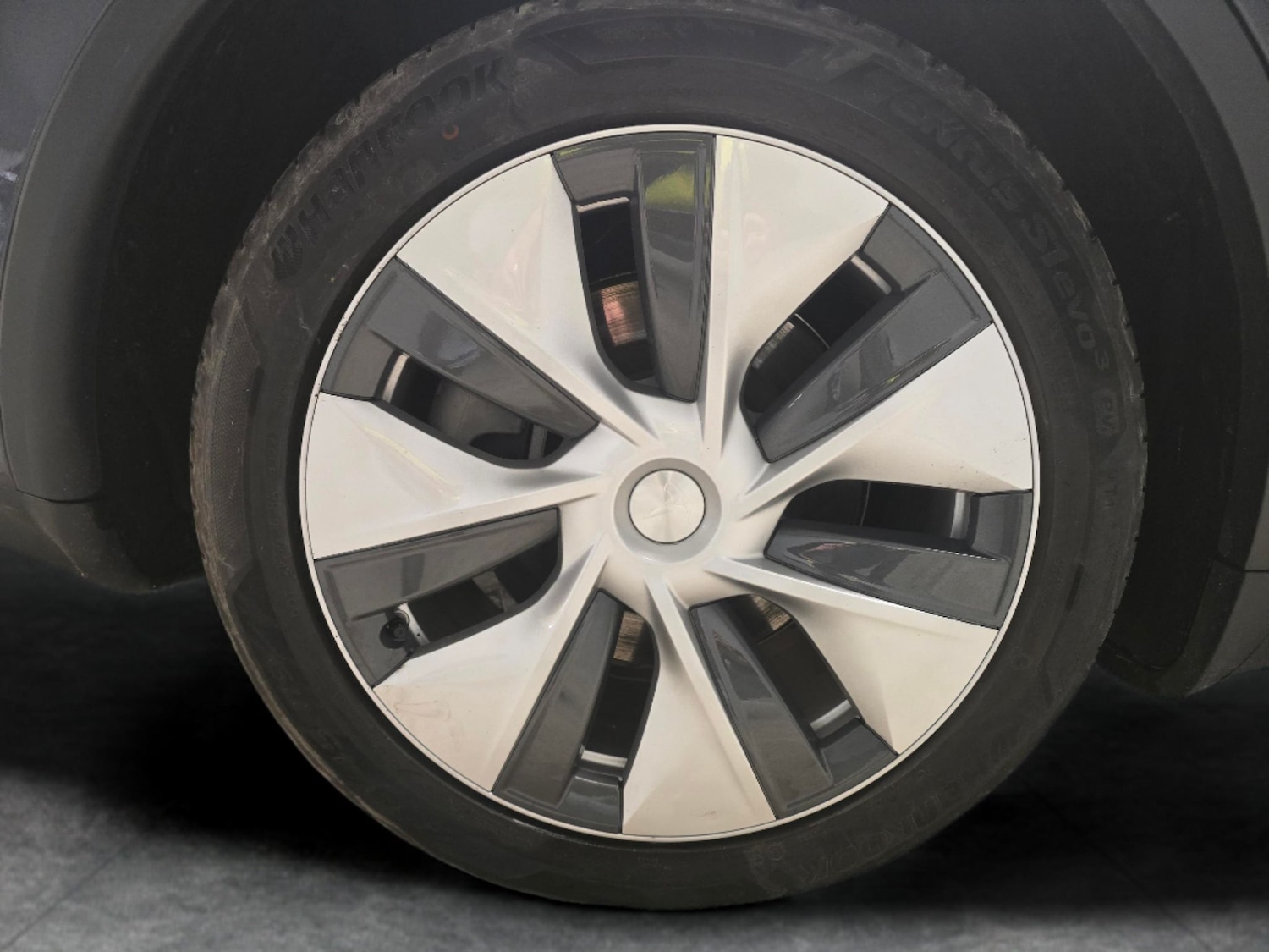 Used Tesla Model Y 2022 for sale - 77663220: Photo 25