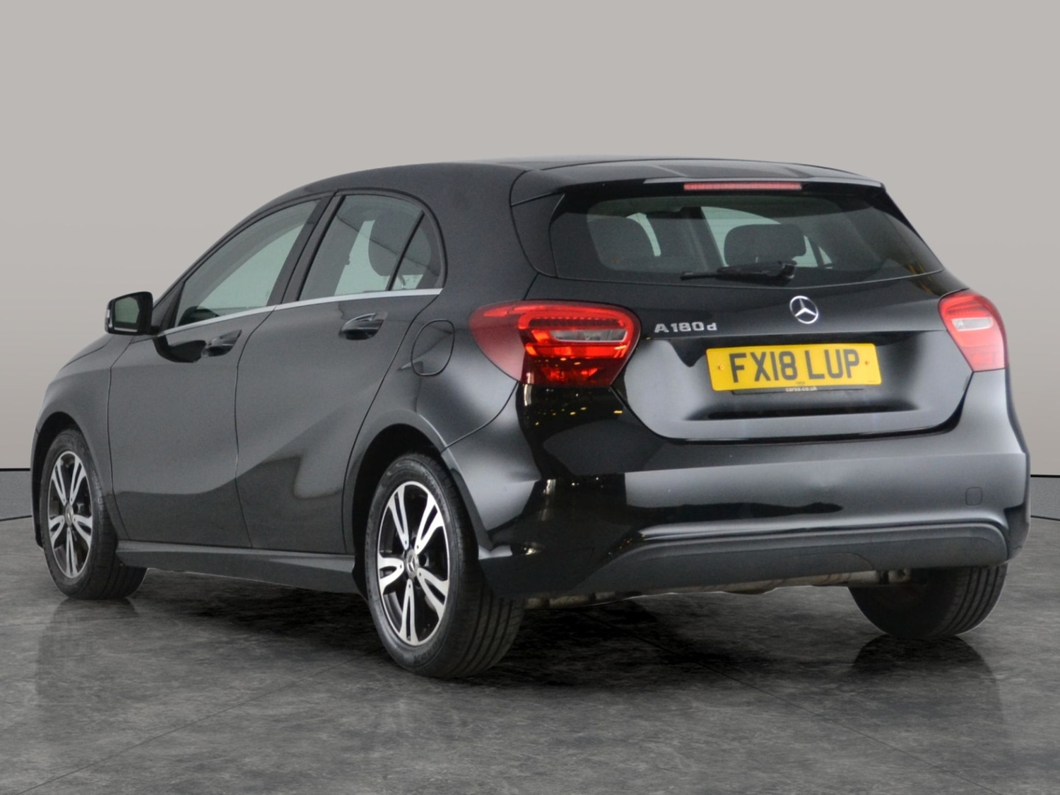 Used Mercedes-Benz A-Class 2018 for sale - 76594839: Photo 8