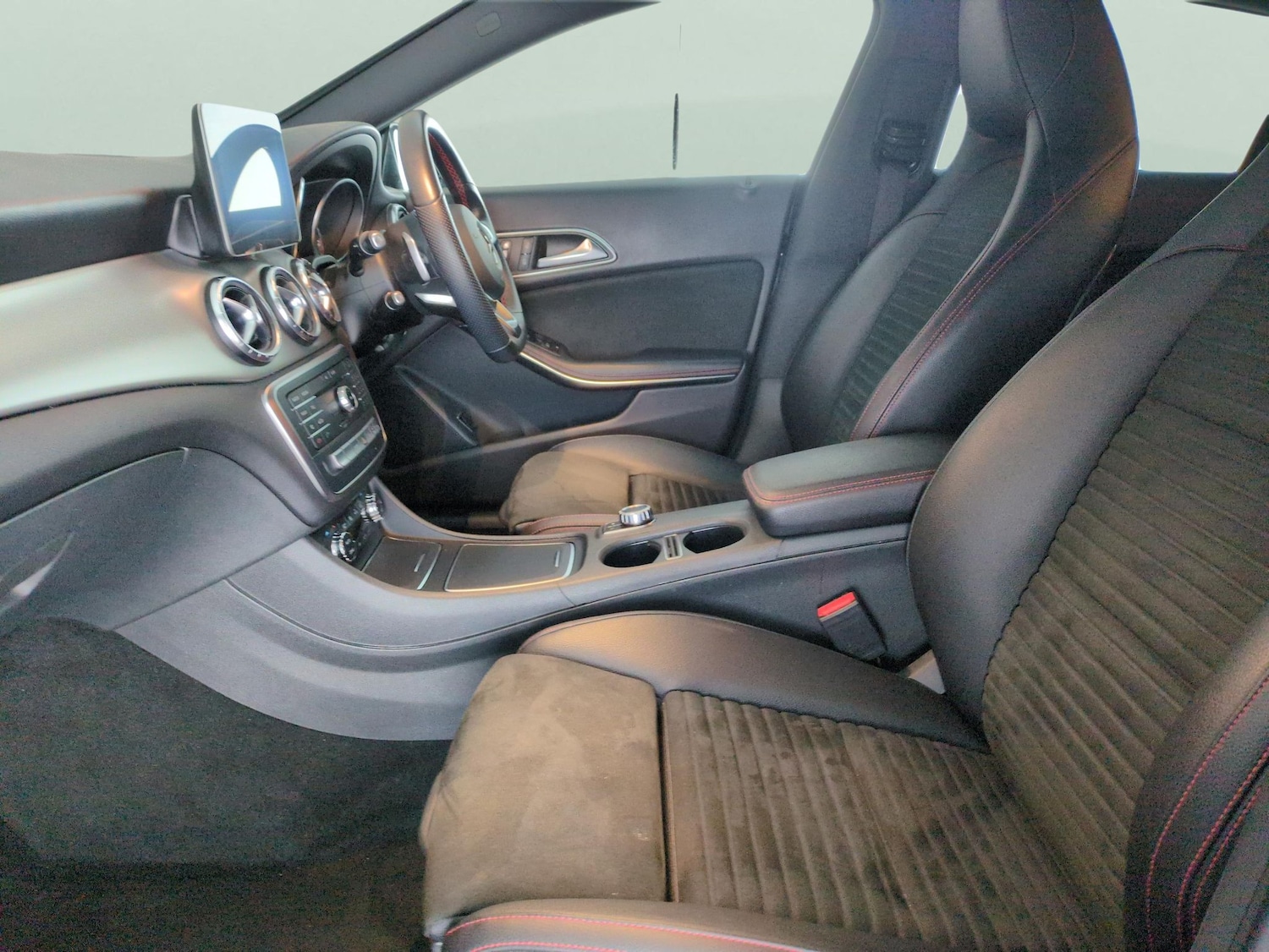 Used Mercedes-Benz CLA 2019 for sale - 77797223: Photo 4