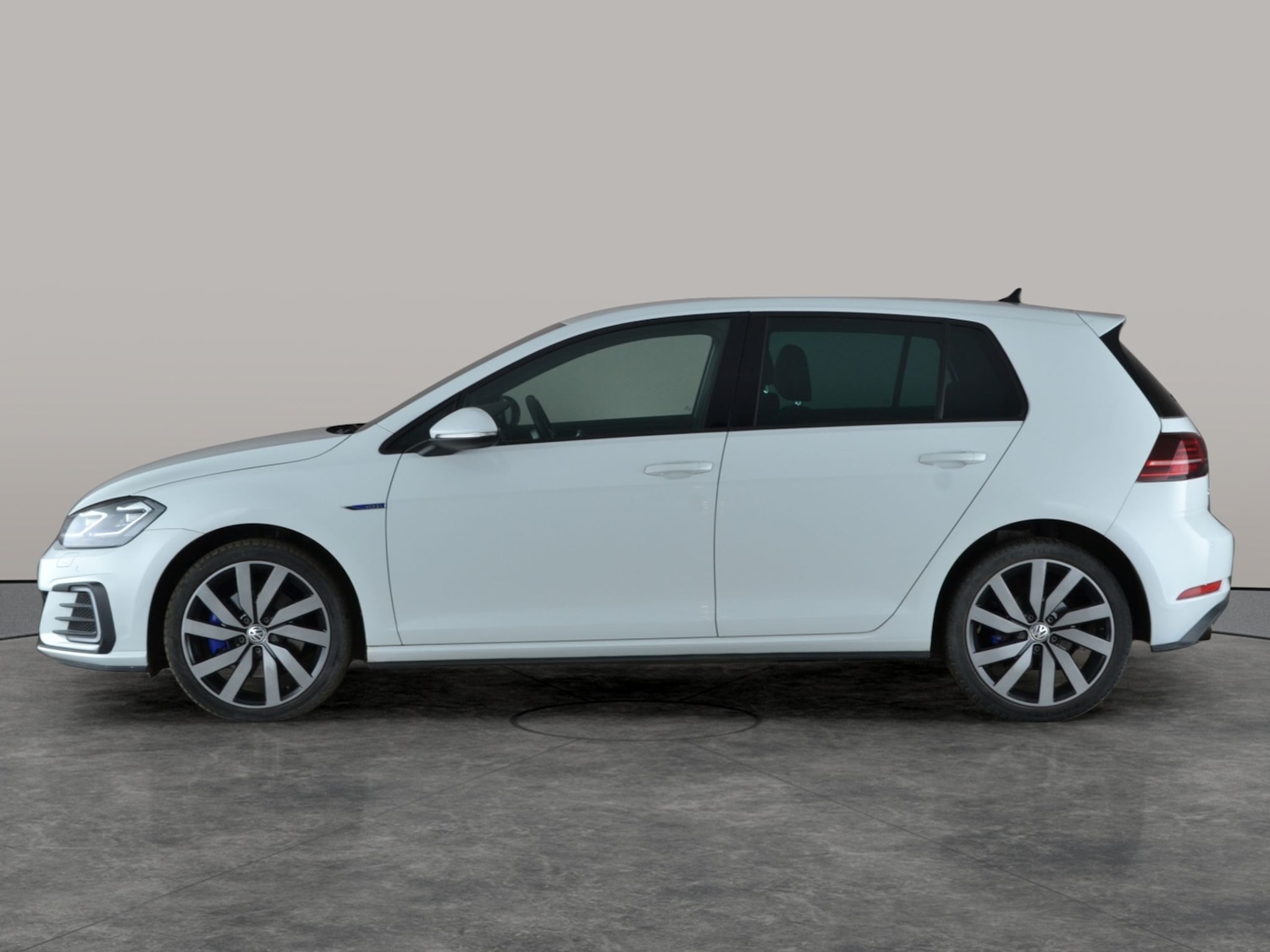 Used Volkswagen Golf 2018 for sale - 77194008: Photo 12