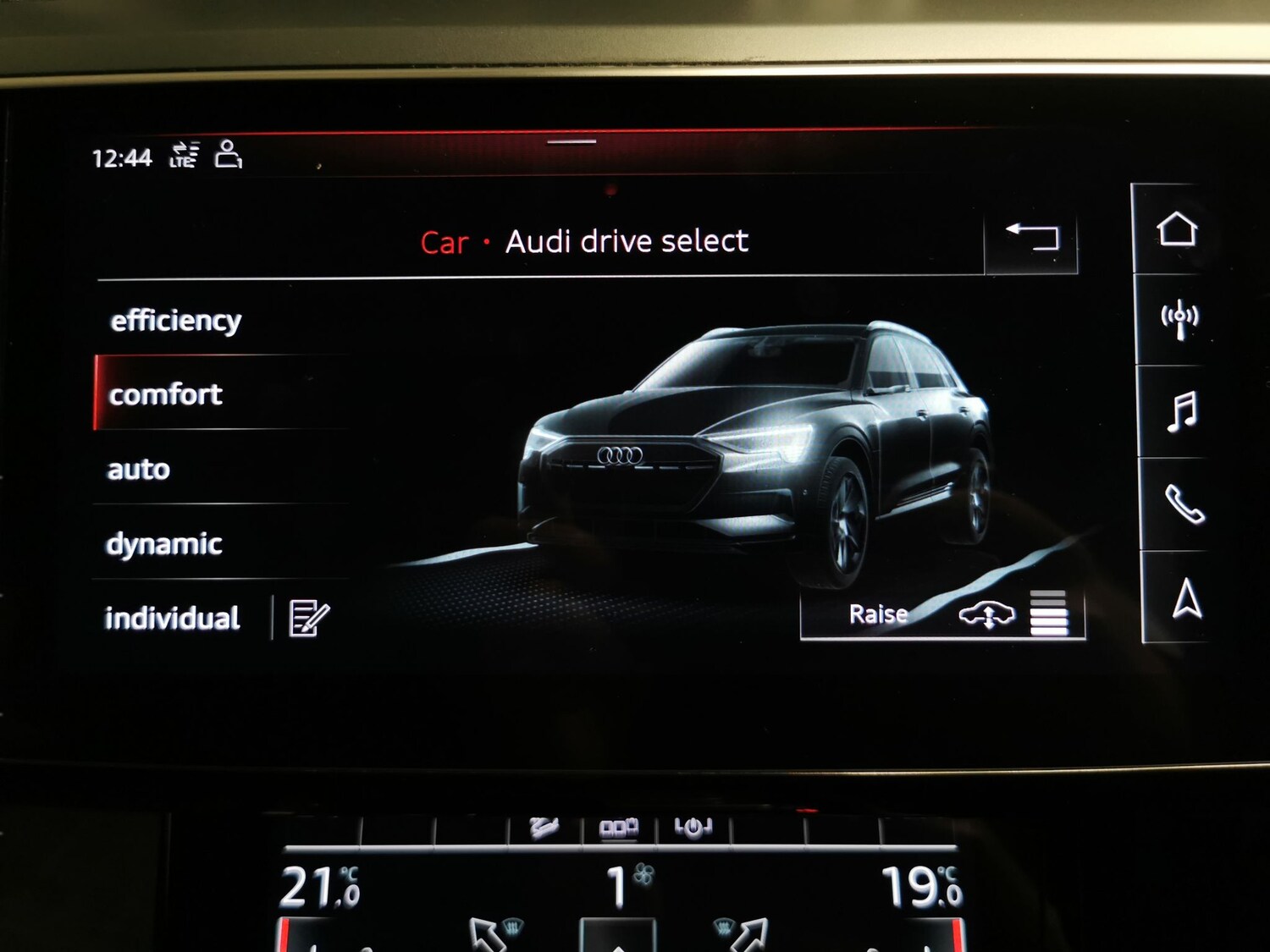 Used Audi e-tron 2020 for sale - 78025493: Photo 16