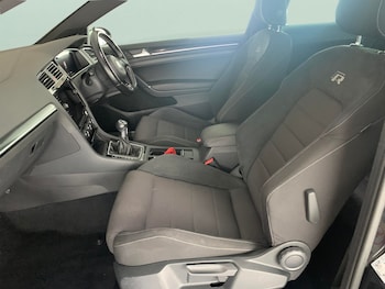 Used Volkswagen Golf 2018 for sale - 76935221: Photo