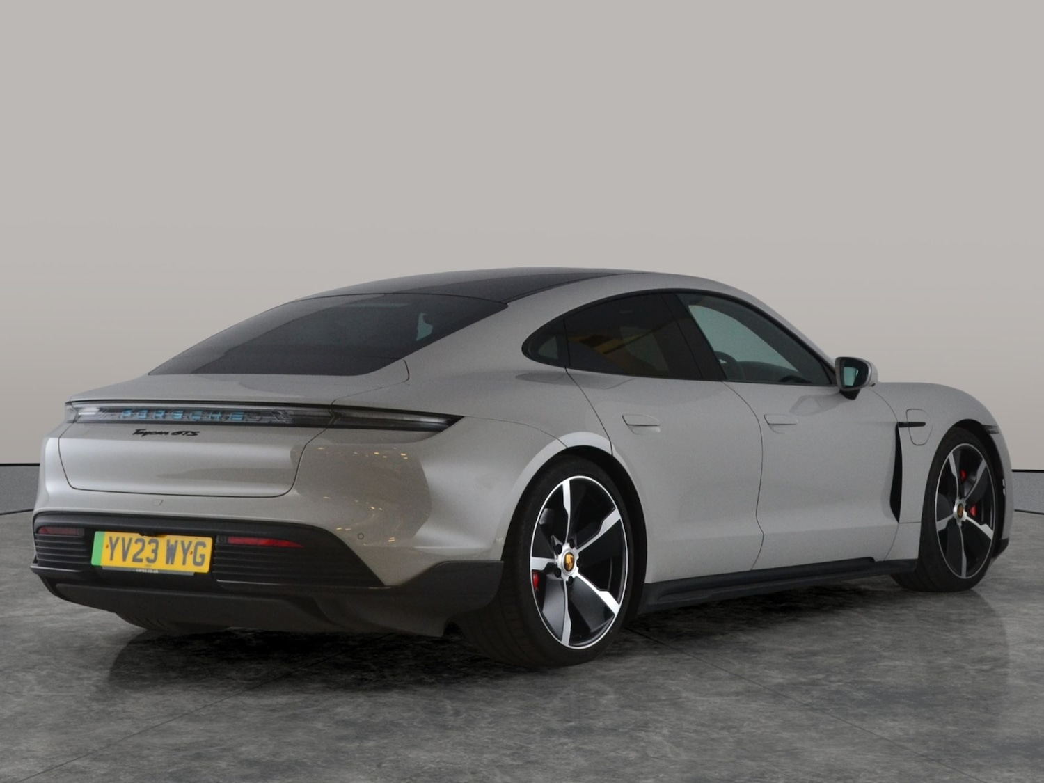 Used Porsche Taycan 2023 for sale - 78095571: Photo 13