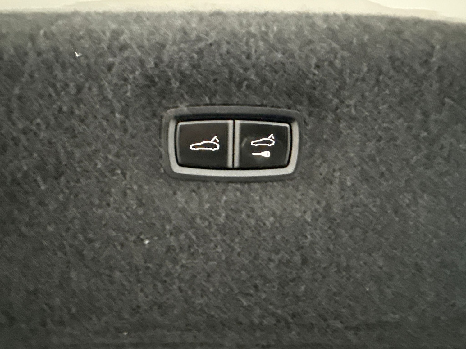 Used Porsche Taycan 2023 for sale - 78095571: Photo 17