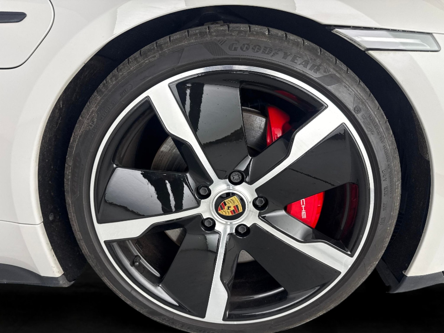 Used Porsche Taycan 2023 for sale - 78095571: Photo 38