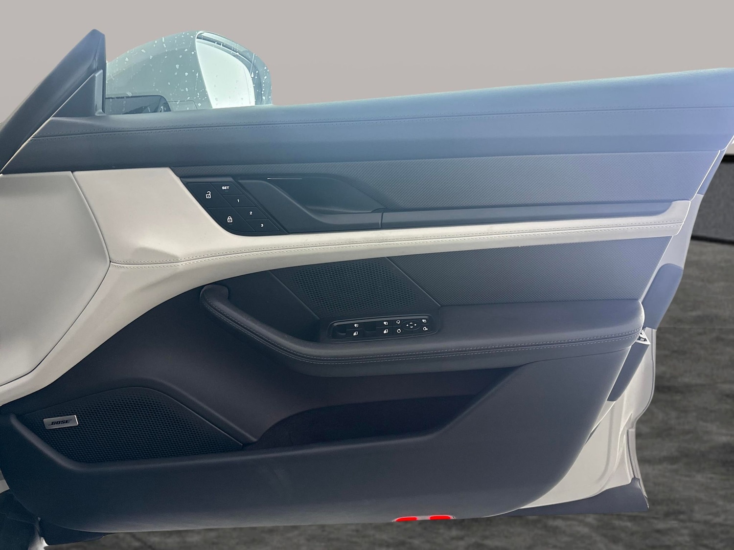 Used Porsche Taycan 2023 for sale - 78095571: Photo 43