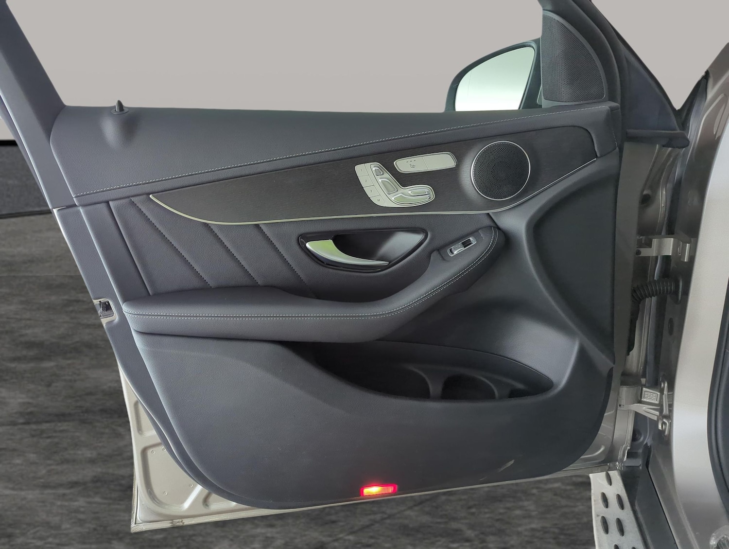 Used Mercedes-Benz GLC 2022 for sale - 78061022: Photo 30