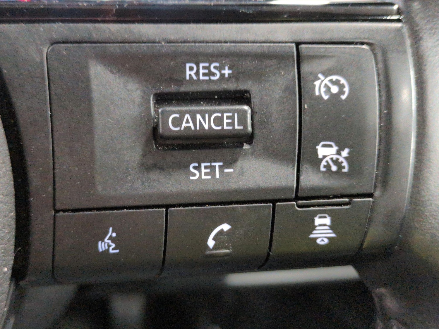 Used Nissan X-Trail 2024 for sale - 76933474: Photo 18