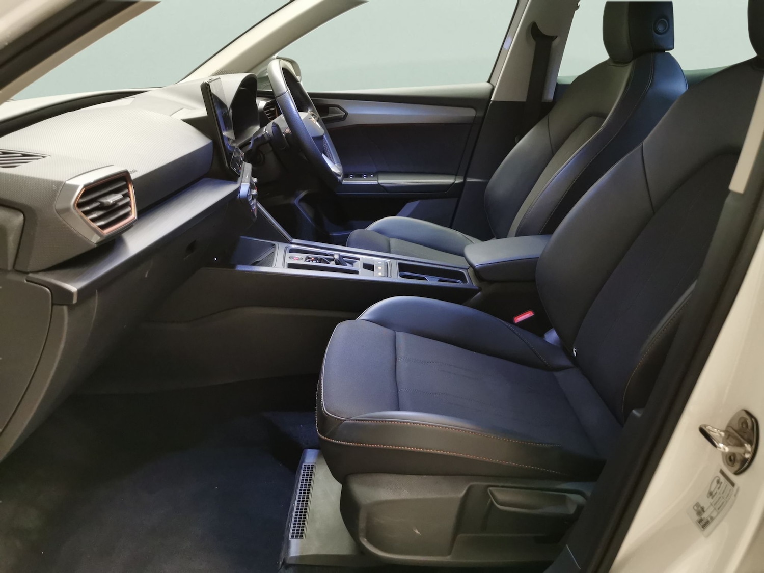 Used Cupra Leon 2024 for sale - 77797957: Photo 4