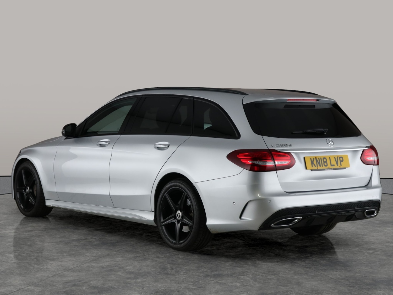 Used Mercedes-Benz C Class 2018 for sale - 76636214: Photo 14