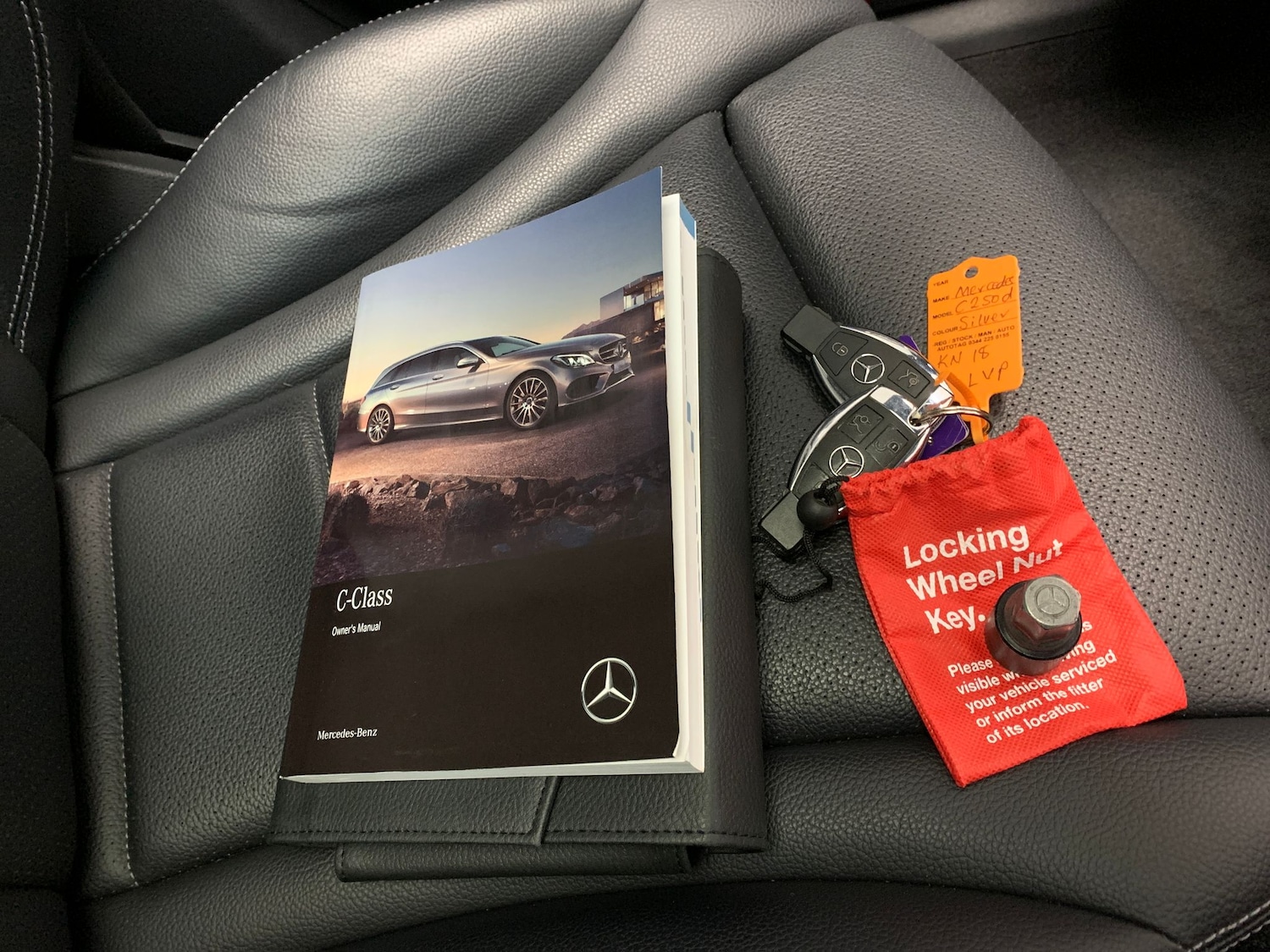 Used Mercedes-Benz C Class 2018 for sale - 76636214: Photo 32