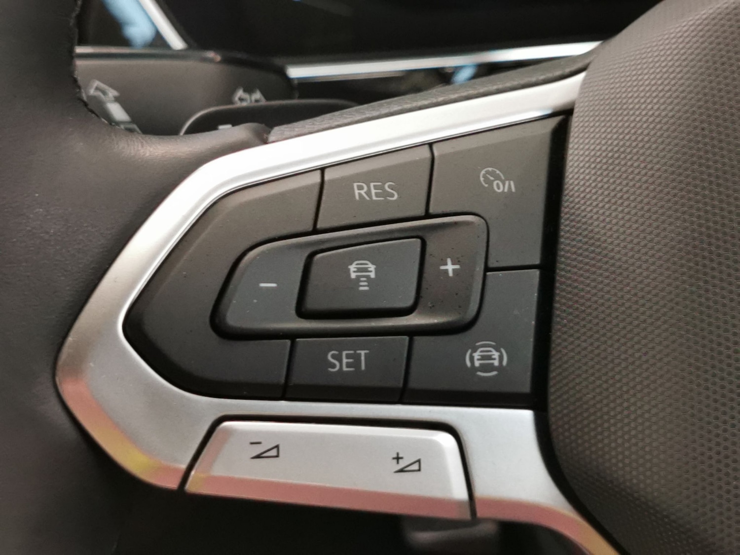 Used Volkswagen T-Cross 2022 for sale - 76096629: Photo 24