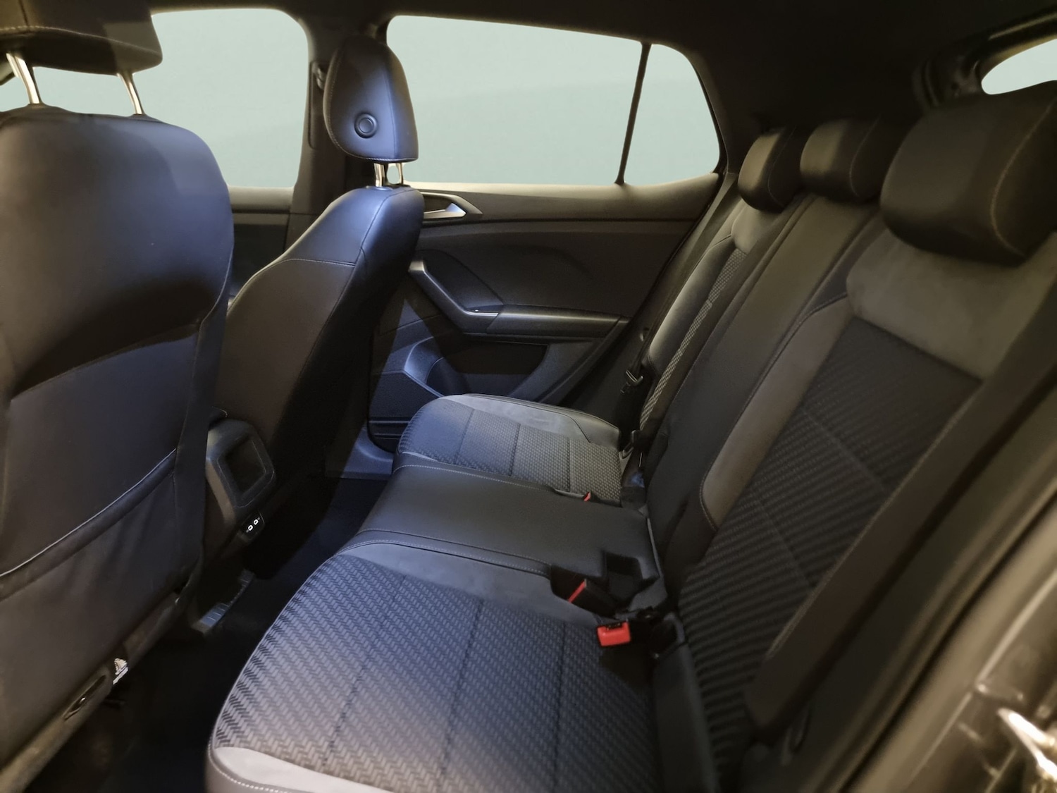 Used Volkswagen T-Cross 2022 for sale - 76096629: Photo 31