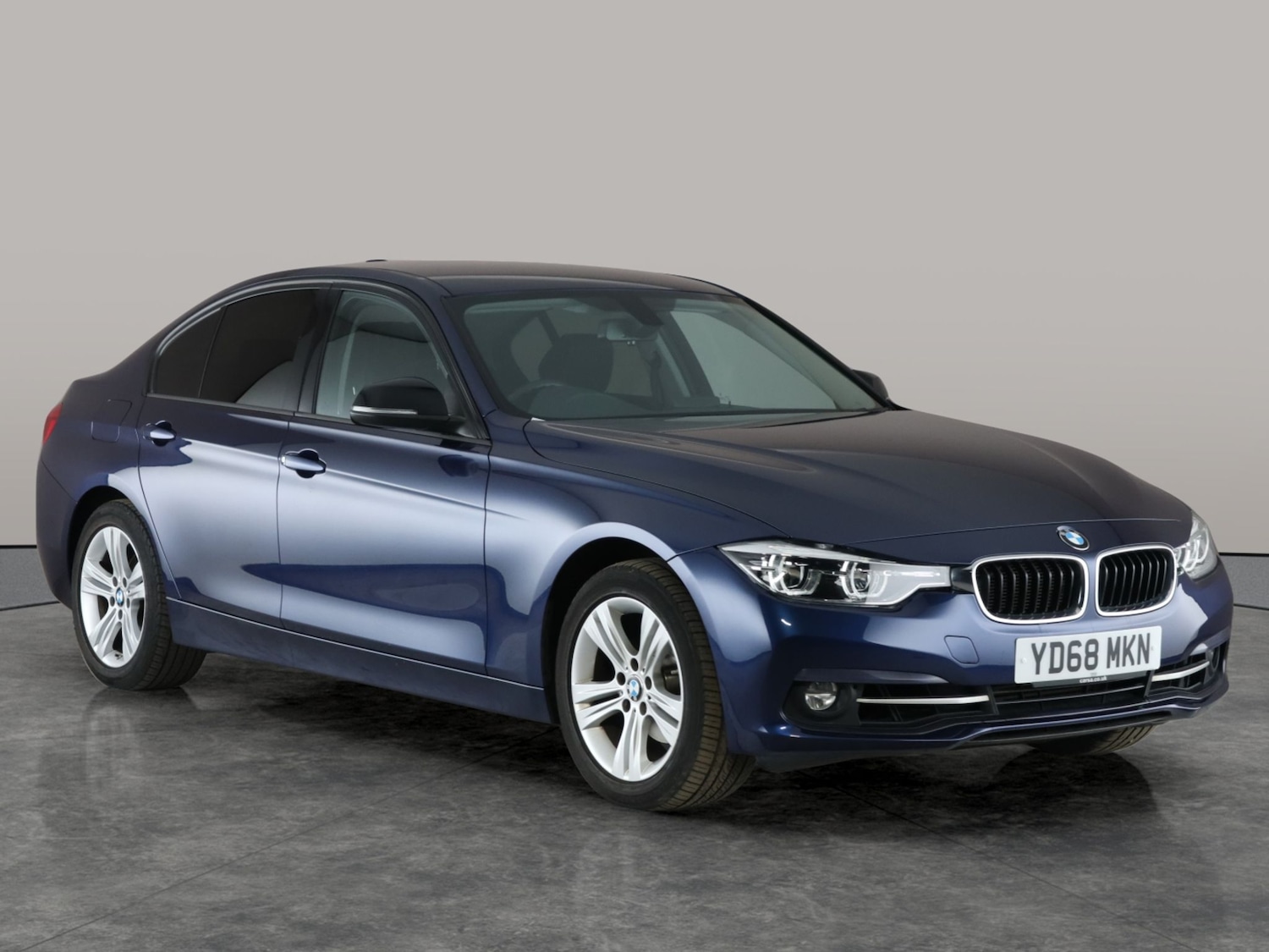 Used BMW 3 Series 2018 for sale - 76390376: Photo 10