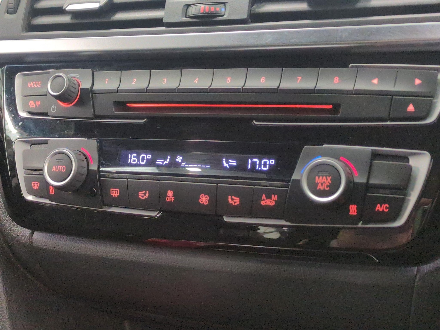 Used BMW 3 Series 2018 for sale - 76390376: Photo 21