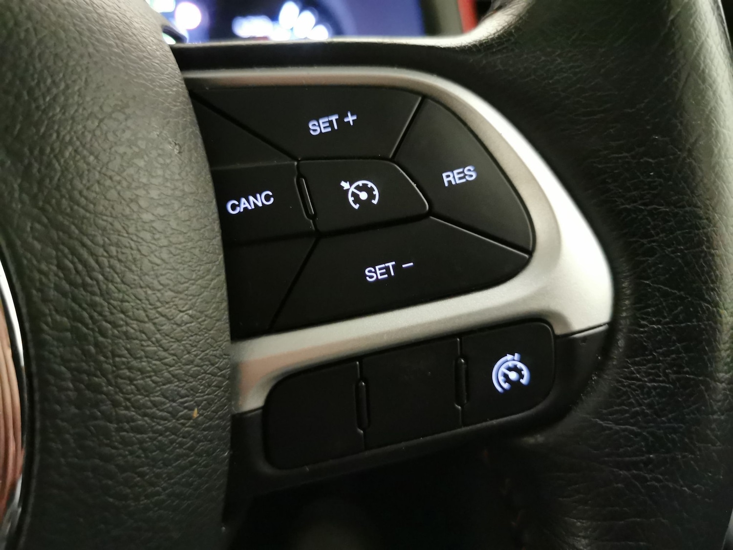 Used Jeep Renegade 2020 for sale - 78122589: Photo 19