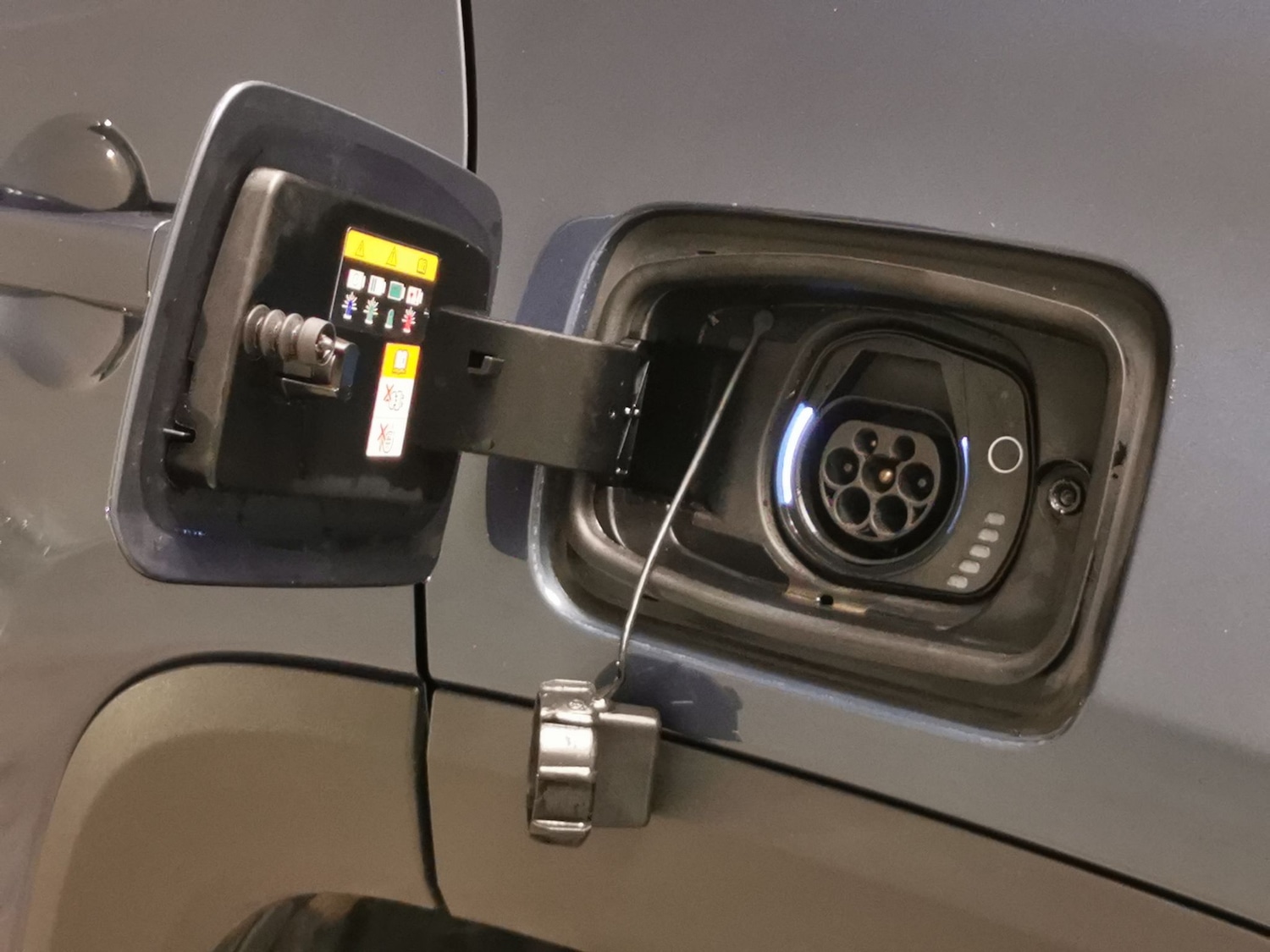 Used Jeep Renegade 2020 for sale - 78122589: Photo 30